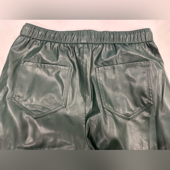 Zara Women's Dark Green Faux Leather Pants - Picture 6 of 6